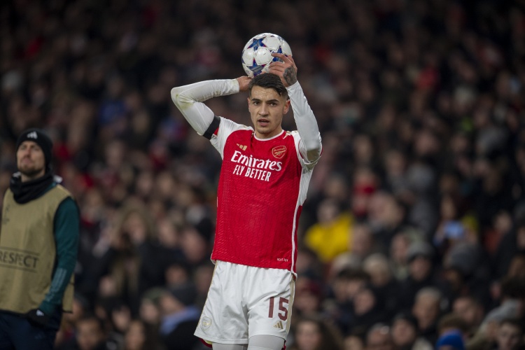 官方网站-基维奥尔今日接受波尔图体检，即将与现队友道别