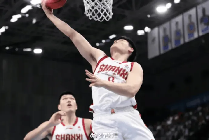 在线体育-媒体人：张宁复出进攻端多了持球点，整支山西男篮不一样了