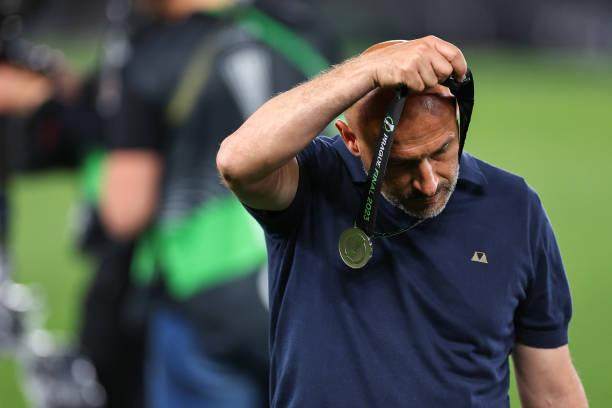 场面占优却连输2场决赛，美丽紫百合配得上掌声