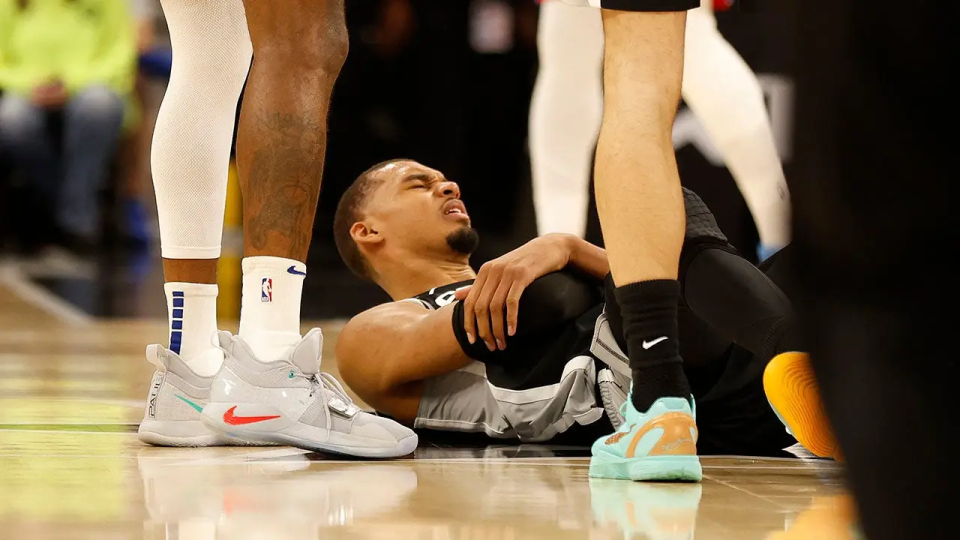 中国体育-幸无大碍！文班X光+核磁检查都没问题 名记相信他肯定获评奖资格